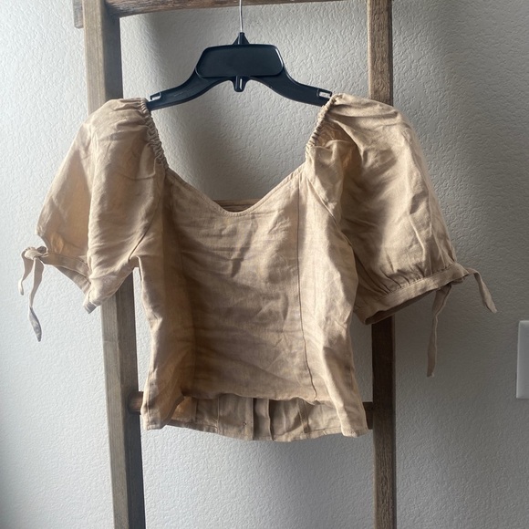 NWT - Express Beige Linen-Blend Off The Shoulder Tie Sleeve Shirt - Picture 4 of 7